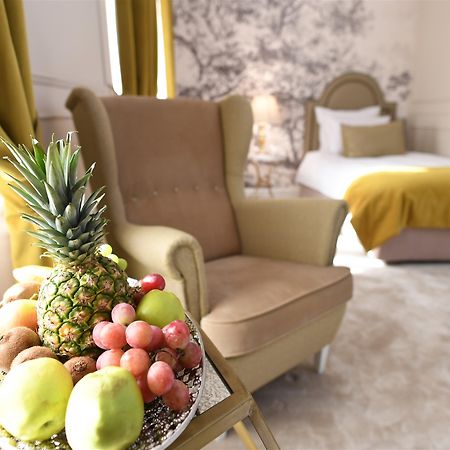 Hotel Splendid 1900 Craiova Ngoại thất bức ảnh