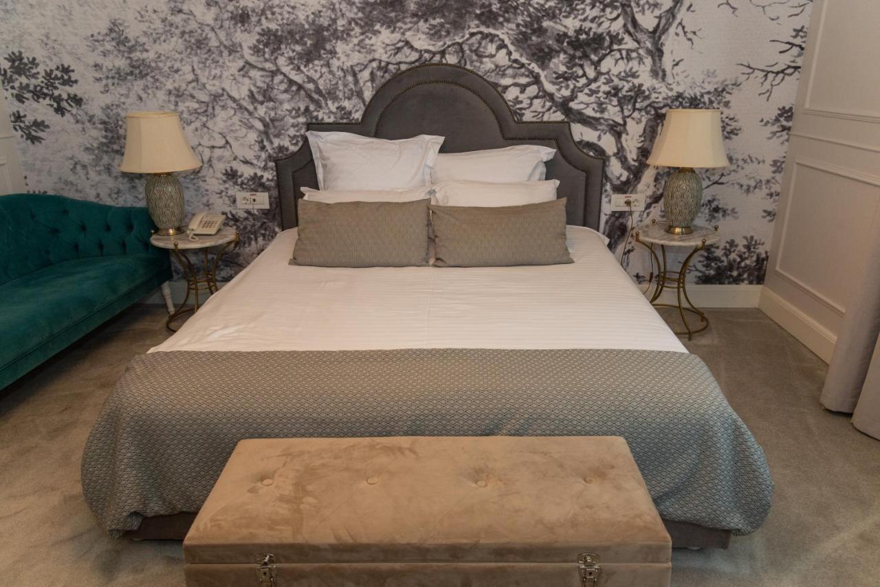 Hotel Splendid 1900 Craiova Ngoại thất bức ảnh