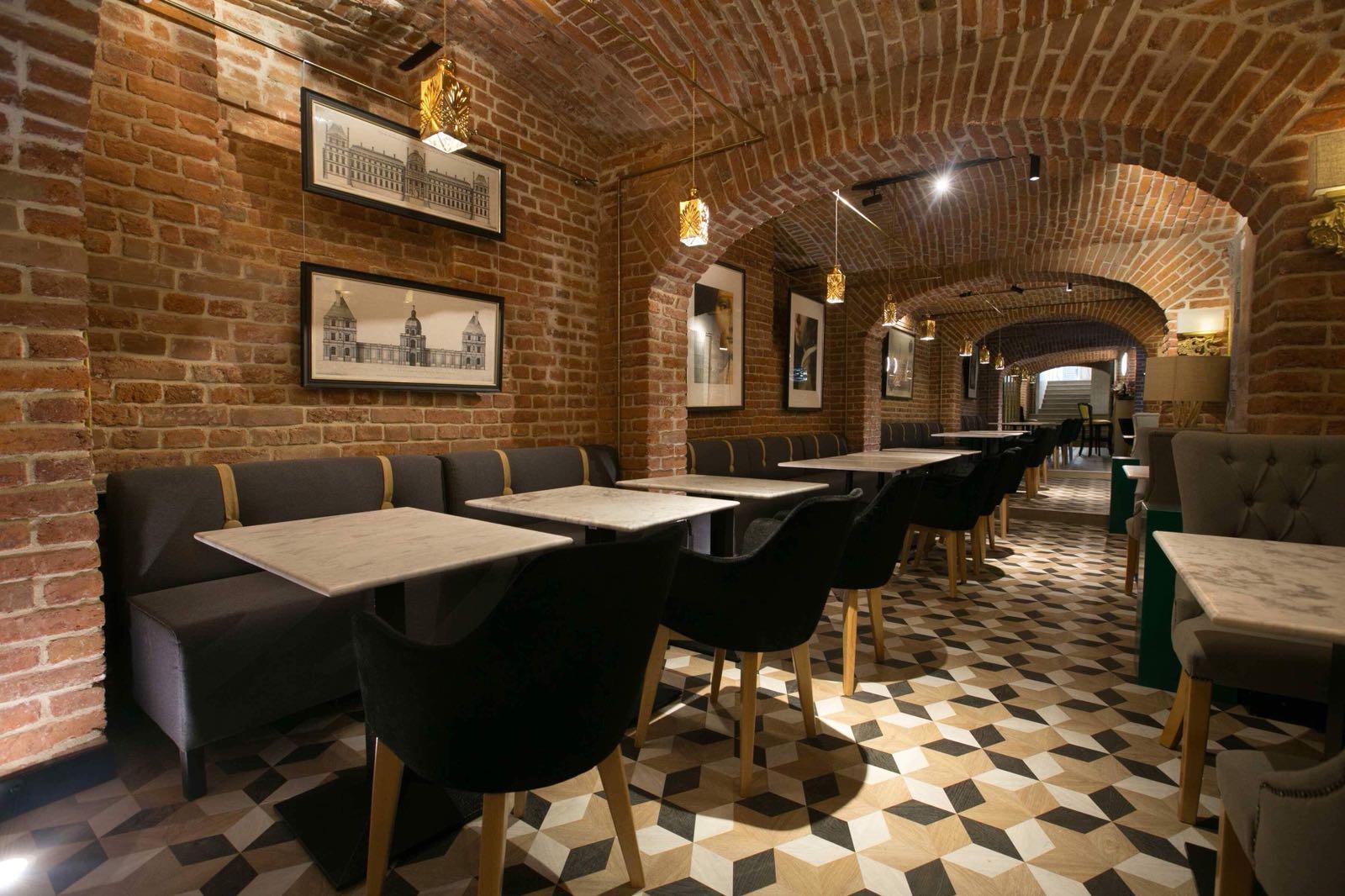 Hotel Splendid 1900 Craiova Ngoại thất bức ảnh