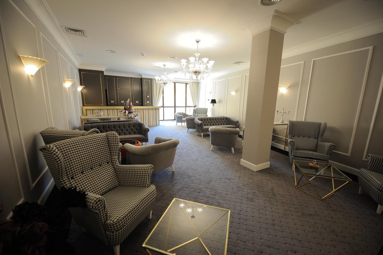 Hotel Splendid 1900 Craiova Ngoại thất bức ảnh