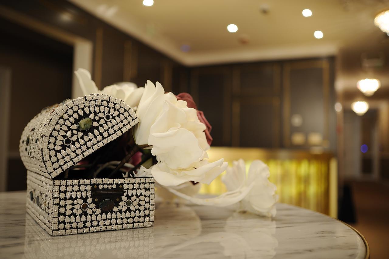 Hotel Splendid 1900 Craiova Ngoại thất bức ảnh
