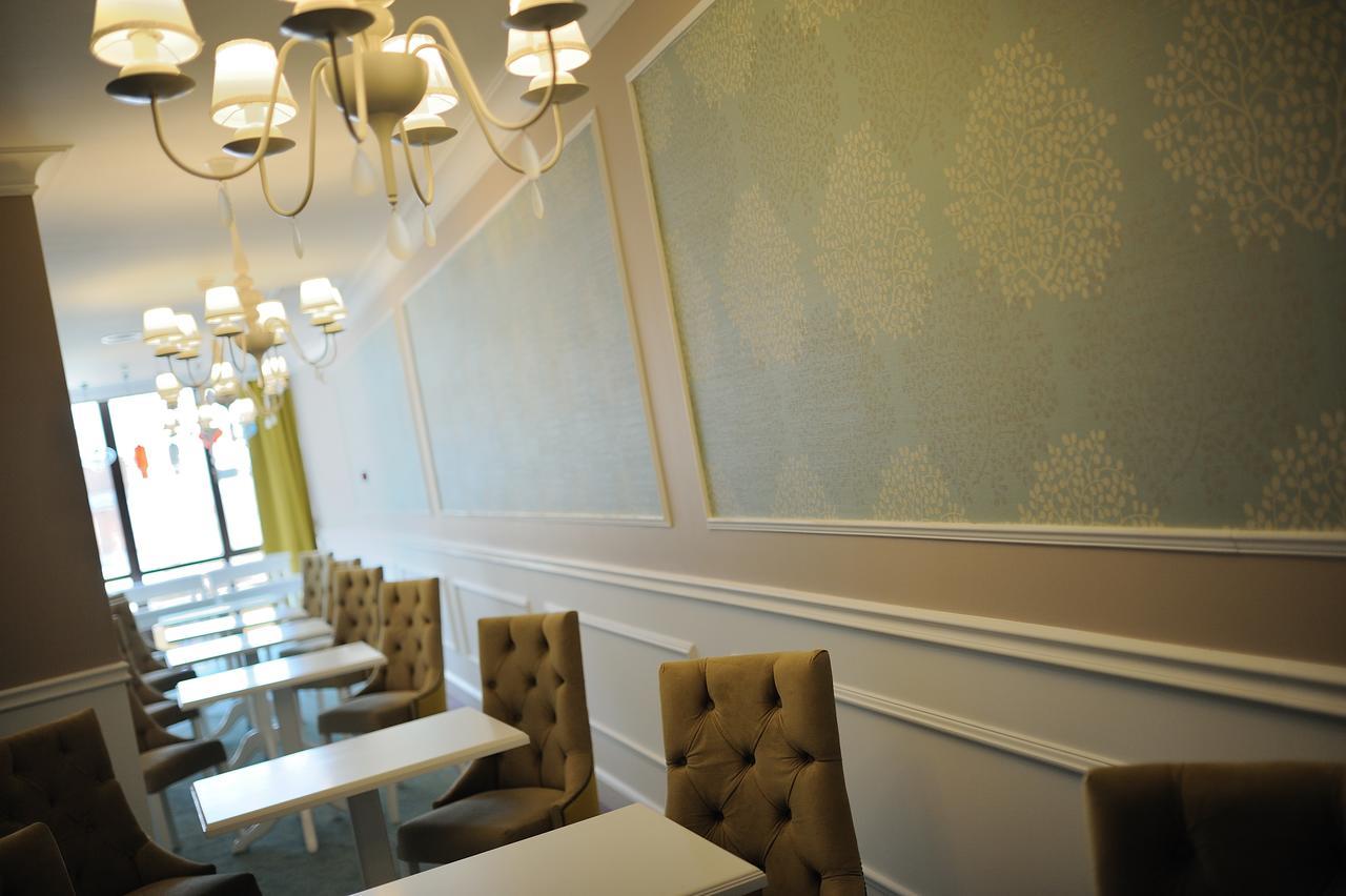 Hotel Splendid 1900 Craiova Ngoại thất bức ảnh
