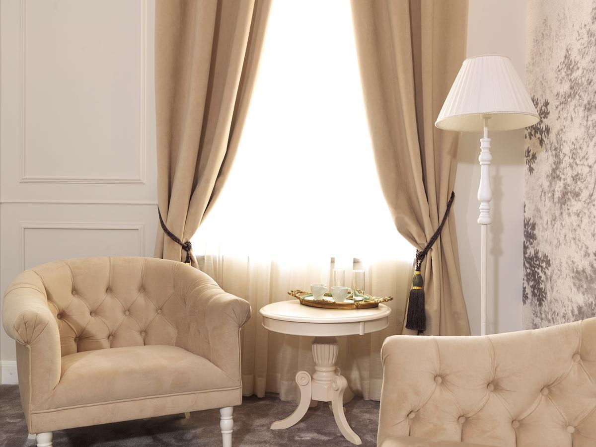Hotel Splendid 1900 Craiova Ngoại thất bức ảnh